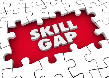 Is the Expertise Hole a Fable?