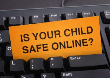 5 Methods Busy Brokers Can Guarantee Their Kids’s Security in A Digital World
