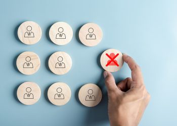 How to Layoff Employees: 5 Best Practices for Doing a Reduction in Force