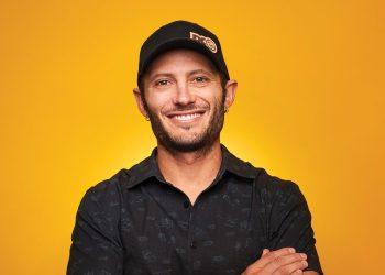The Author of ‘Million Dollar Weekend’ Says This Is the Only Difference Between You and the Many ‘Very, Very Dumb People’ Making a Lot of Money