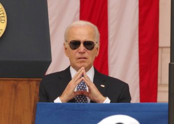 Man behind deepfake Biden robocall indicted, faces $6M fine • The Register