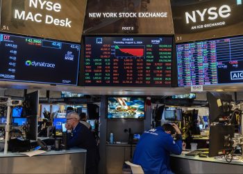 Stock Market Plummet: Global Selloff, Jobs Report, Recession