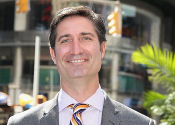Starbucks New CEO Can Make Over $100M in First Year