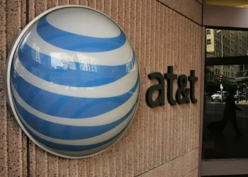 AT&T takes Broadcom to court over VMware support services dispute