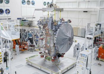 Europa Clipper sets sail for Jupiter to explore its icy moon • The Register