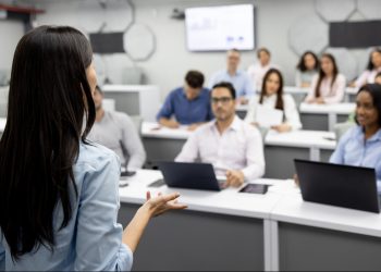 Highest-Paying Jobs for Associate Degree Holders: Report