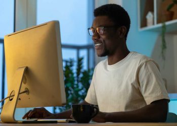 Visual Studio Code unveils Copilot code editing suggestions