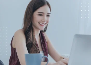 Entry Level vs Mid Level vs Advanced Level VAs: What’s the Difference?