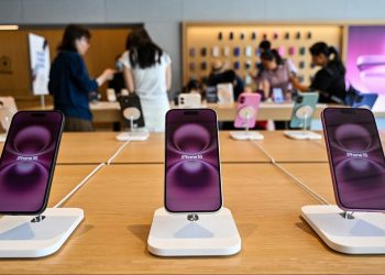 Apple iPhone Prices Could Rise to $3,500 if Made in the US