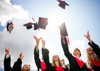 High Paying, Six Figure Jobs For Recent Graduates: Report