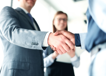 Beyond Borders: Navigating Independent Contractor Compliance Across Europe