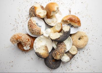 The Secret Behind This Viral Bagel Brand’s Franchise Boom