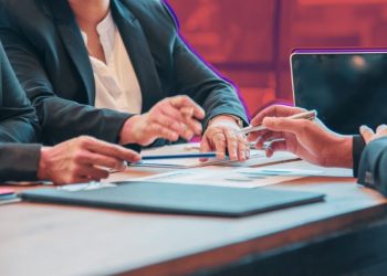 Don’t Sell Your Business Without These 4 Core Advisors — One Saved My Client $1.8 Million