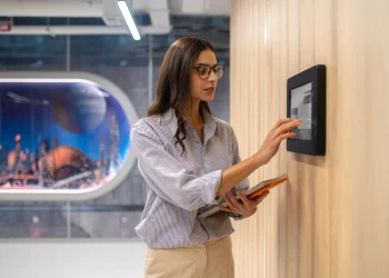 Best Visitor Management Software in 2026: Compare Top Tools & Find the Best Solution