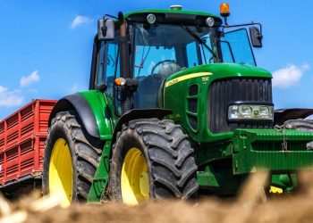 Iowa advances right-to-repair bill for farming equipment • The Register