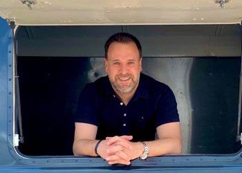 His 6-Figure-a-Month Side Hustle Landed in Costco: Low and Slow