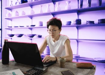 If Your Business Still Chases Hype, You’re Already Falling Behind