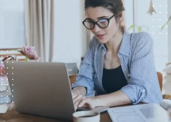 How VAs Support Sales Ops for Growing Teams