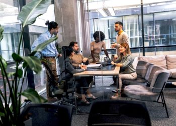 The Old Way of Leading Is Dead — This 3-Step Method Replaces It