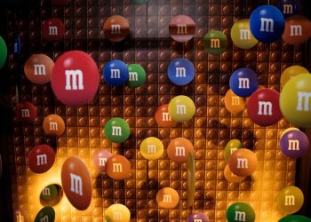 Why M&M’s Is Getting Rid of Blue and Brown this Summer